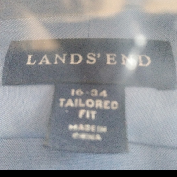 NWT 2 Lot Lands End Button Up Shirts - Picture 4 of 5